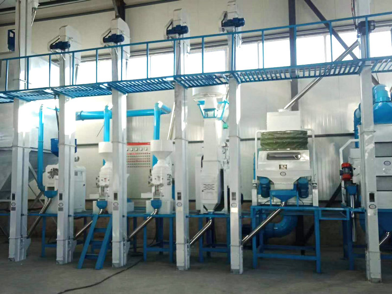 內蒙赤峰30噸小米成套加工設備安裝完畢