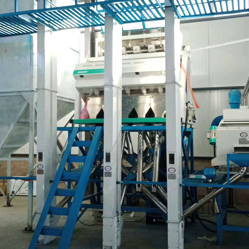 內蒙赤峰30噸小米成套加工設備安裝完畢